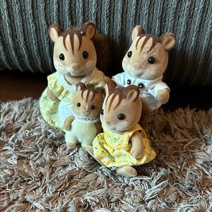 Calico Critters Charming Squirrel Family Playset